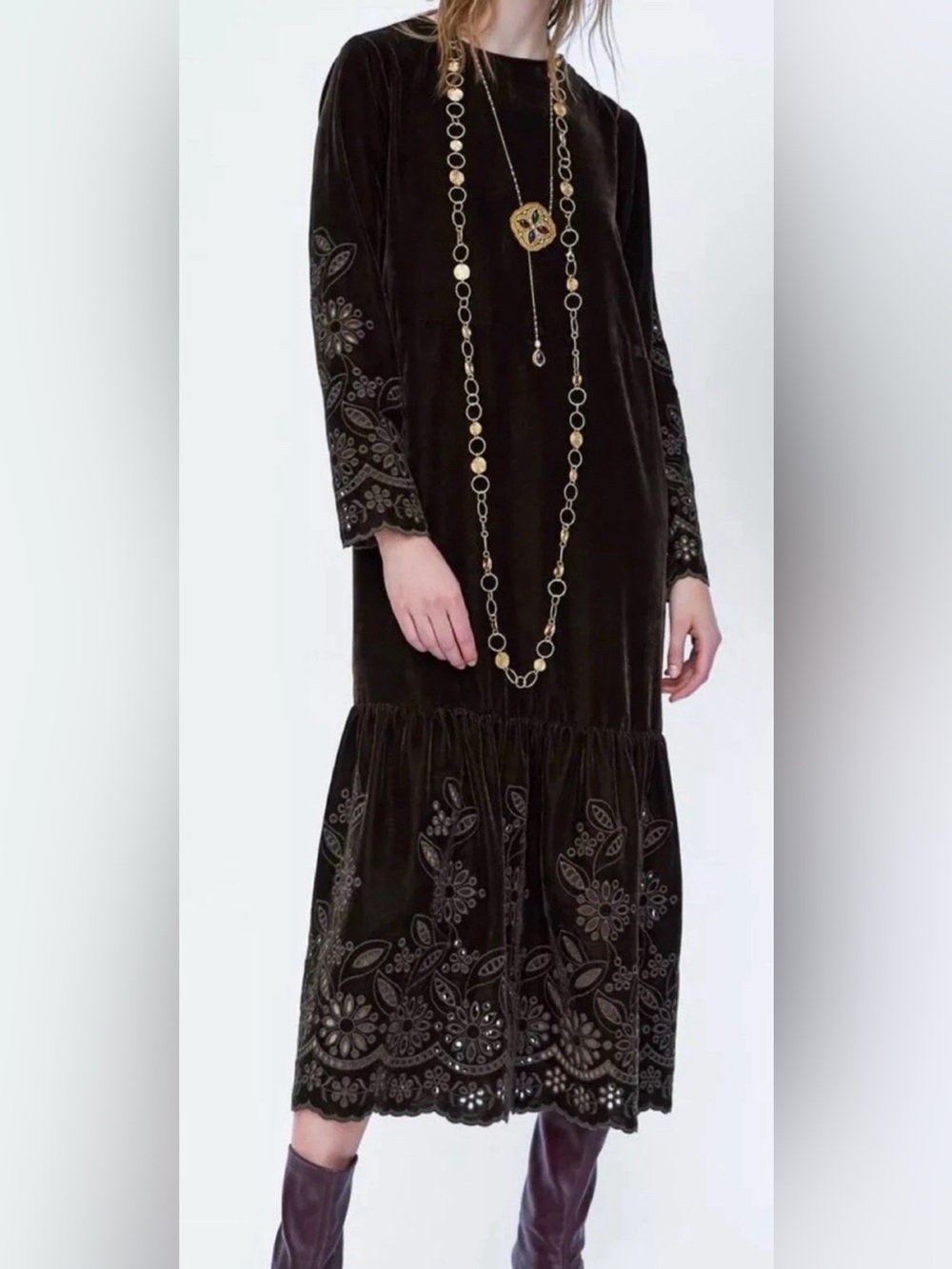 NWT Zara Green Velvet Embroidered Eyelet Long Sleeve Midi Dress
